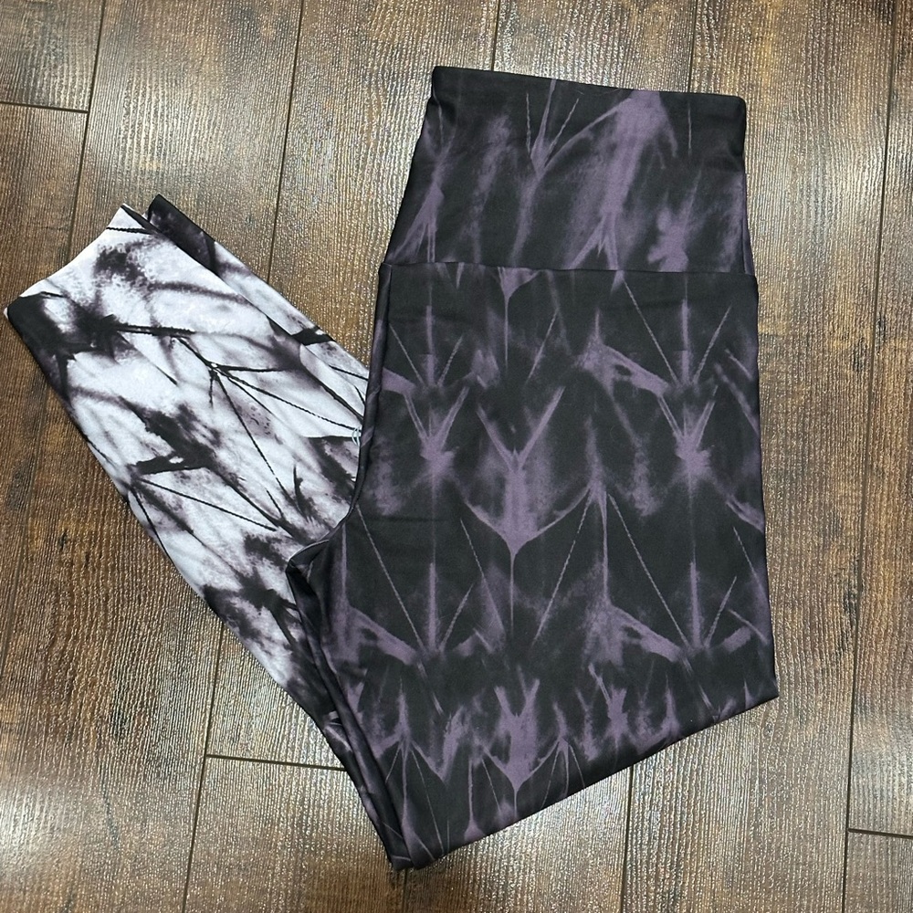MPG tie dye leggings